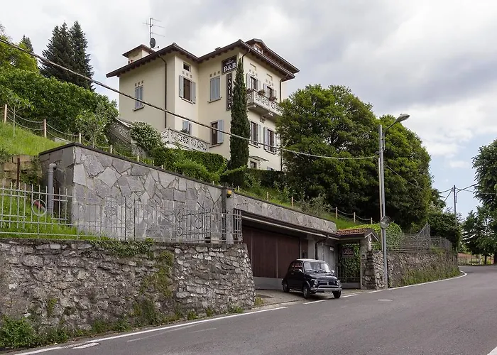 Alojamento de Acomodação e Pequeno-almoço La & Lake Como